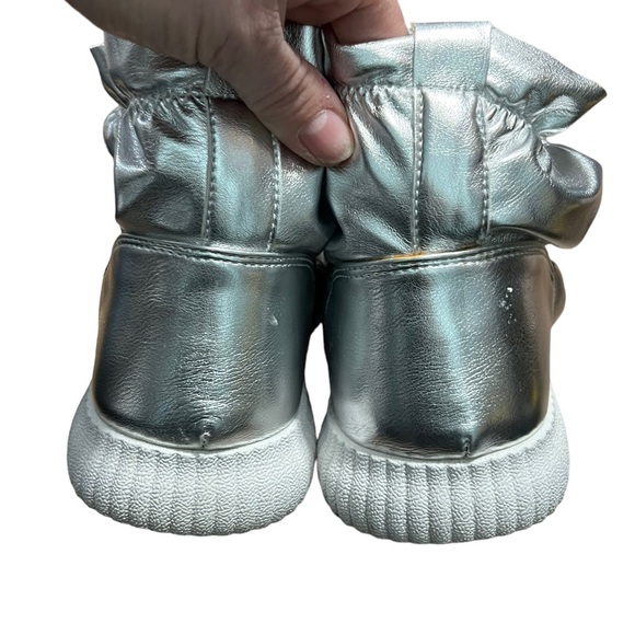 Cape Robin Silver Moon Boots with Fun Inner Size 11 - Picture 3 of 7